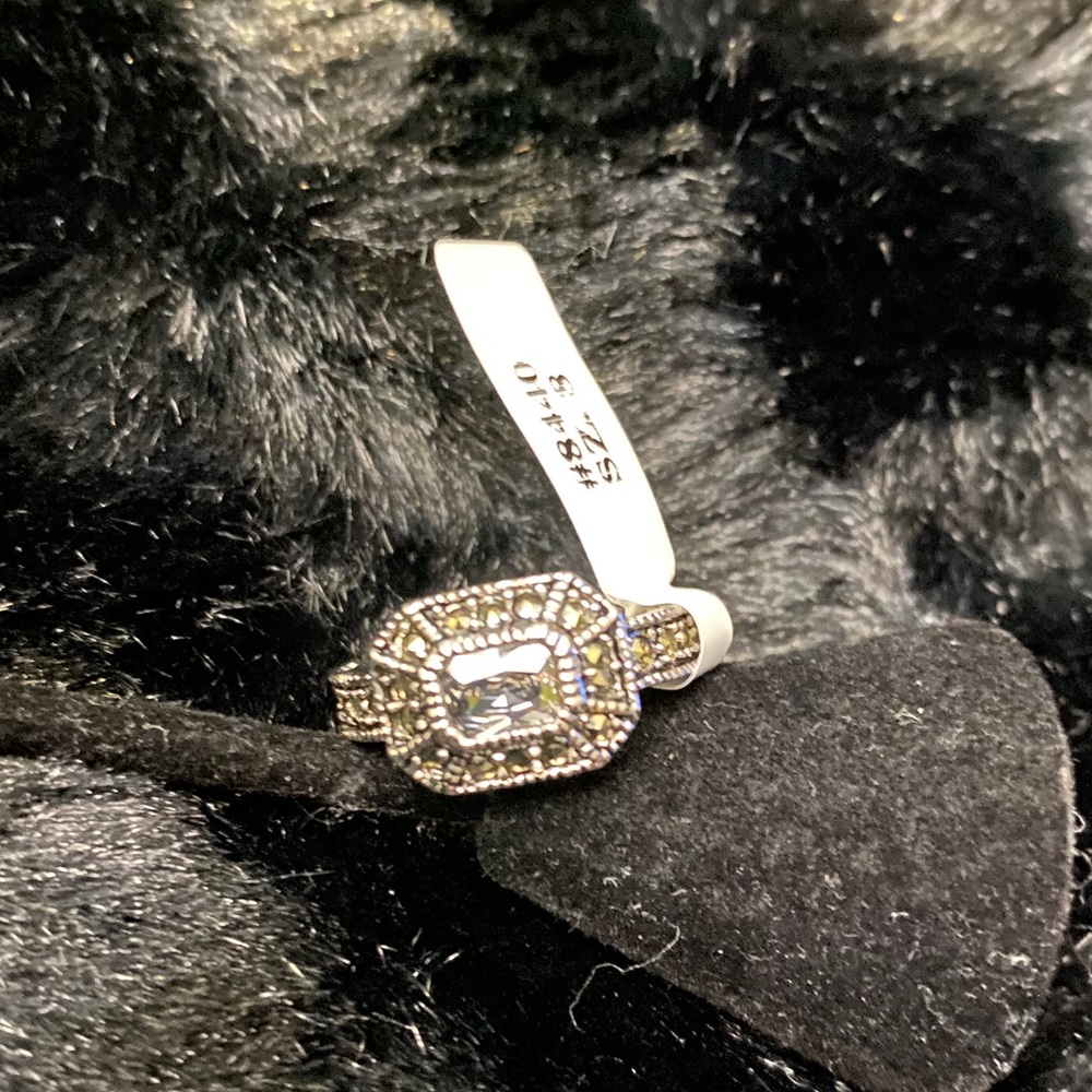 Park Lane “Reign” Ring NWT